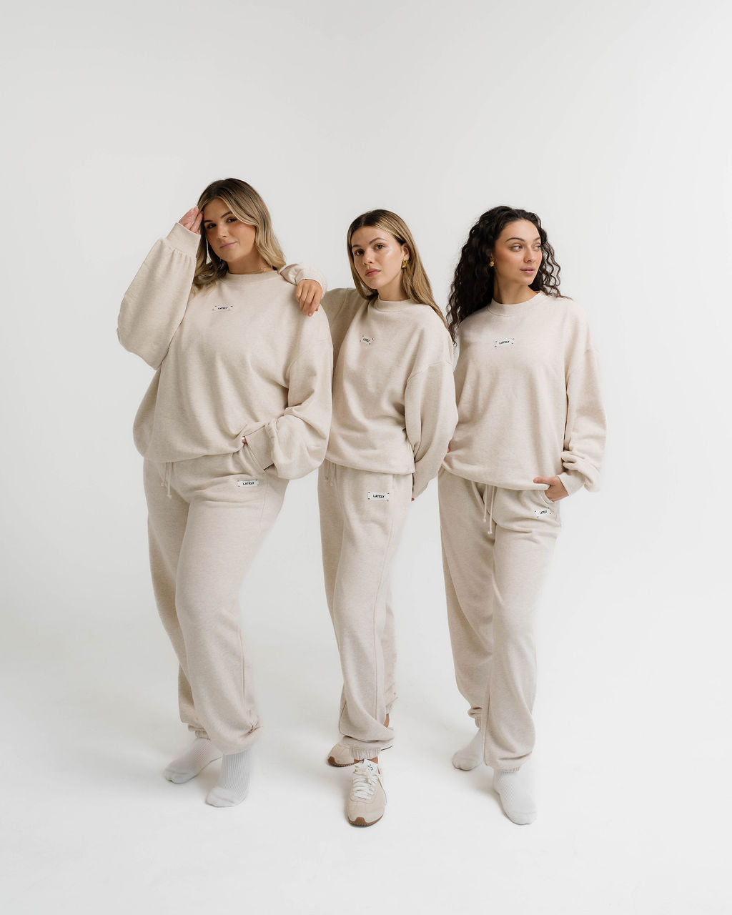 Core Crewneck Heathered Oatmeal