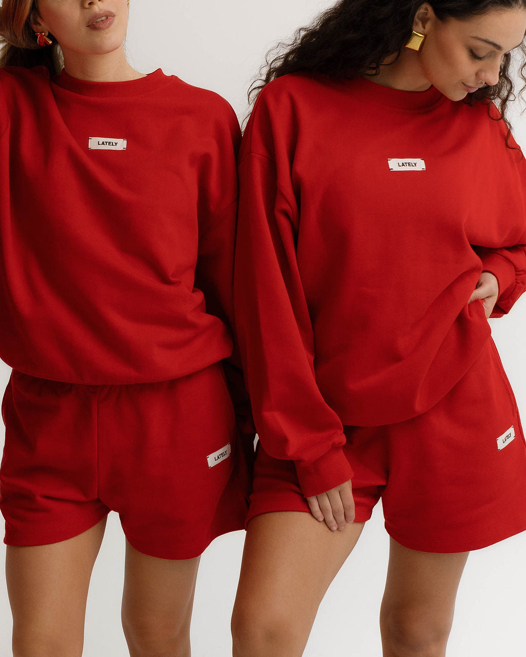 Core Crewneck Cherry Red