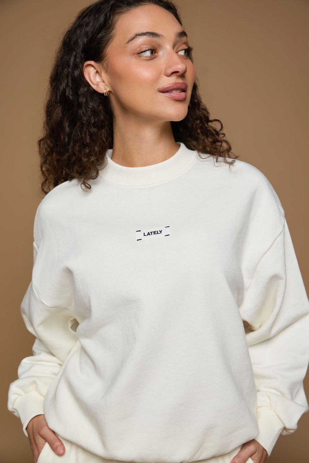 Lately Core Crewneck Vanilla