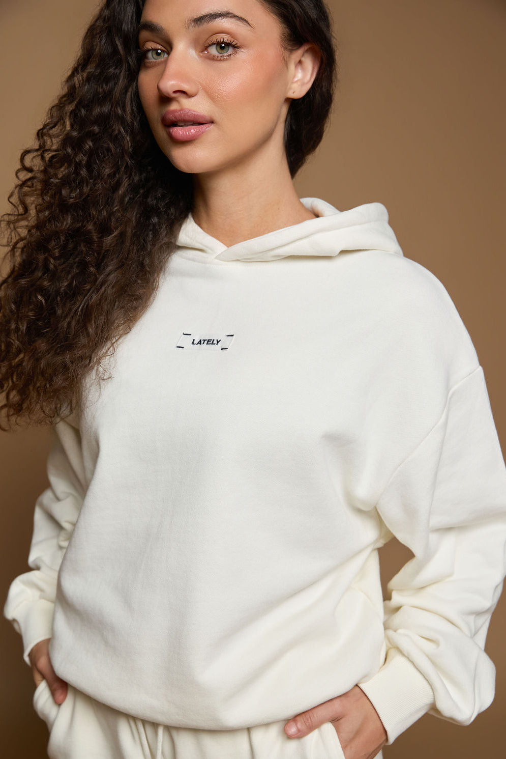 Lately Hoodie Vanilla